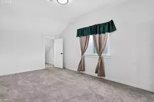 12102 SE Raymond St, Portland, OR 97266 - Photo 30