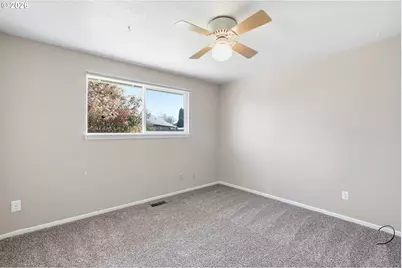 1137 1139 SW Fox Ct, Troutdale, OR 97060 - Photo 26