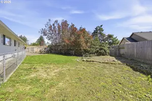 1137 1139 SW Fox Ct, Troutdale, OR 97060 - Photo 34