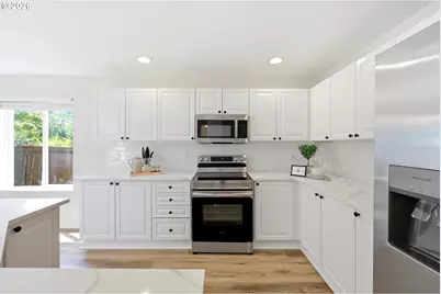 16200 SW Palermo Ln, Tigard, OR 97223 - Photo 10