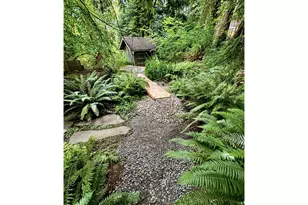2089 Graham Dr, Eugene, OR 97405 - Photo 44