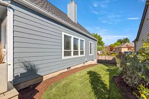 10920 SW Summer Lake Dr, Portland, OR 97223 - Photo 28