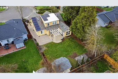 212 E Crestview Dr, Newberg, OR 97132 - Photo 36