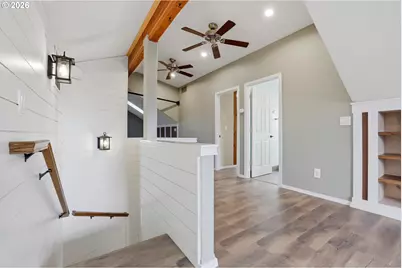 212 E Crestview Dr, Newberg, OR 97132 - Photo 22