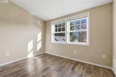 212 E Crestview Dr, Newberg, OR 97132 - Photo 28