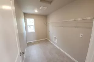 792 Magnolia Ave, Woodburn, OR 97071 - Photo 12