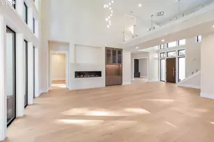 6096 Carman Dr, Lake Oswego, OR 97035 - Photo 36