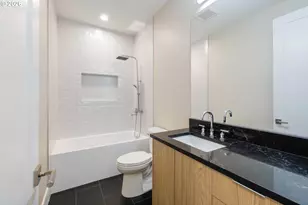 6096 Carman Dr, Lake Oswego, OR 97035 - Photo 32