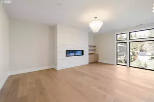 6096 Carman Dr, Lake Oswego, OR 97035 - Photo 14