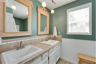 11800 S Carus Rd, Oregon City, OR 97045 - Photo 18