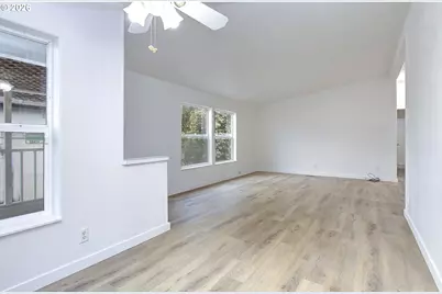 10400 NE 72nd Ave #1, Vancouver, WA 98686 - Photo 4