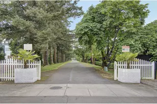 10400 NE 72nd Ave, Vancouver, WA 98686 - Photo 2
