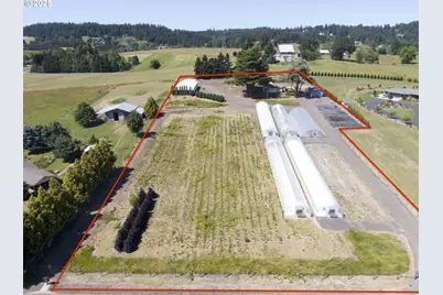 6205 SW Briar Patch Ln, Wilsonville, OR 97070 - Photo 2