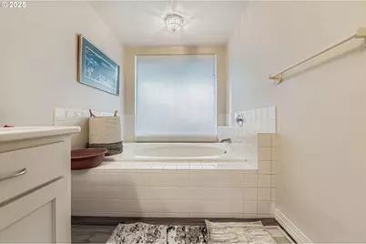 32655 SW Lake Point Ct, Wilsonville, OR 97070 - Photo 22