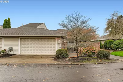 32655 SW Lake Point Ct, Wilsonville, OR 97070 - Photo 2