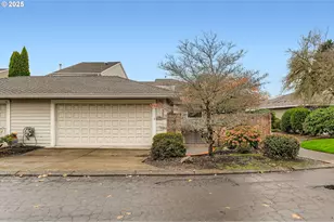 32655 SW Lake Point Ct, Wilsonville, OR 97070 - Photo 2