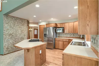 10600 NE 20th St, Vancouver, WA 98664 - Photo 8