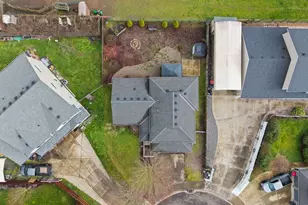 1010 E 2nd St, Yamhill, OR 97148 - Photo 36