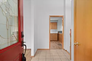 1010 E 2nd St, Yamhill, OR 97148 - Photo 6