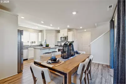 746 Merriott Ln, Woodburn, OR 97071 - Photo 14