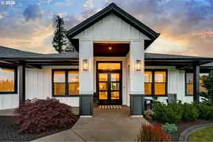 260 Bullhead Dr, Castle Rock, WA 98611 - Photo 2