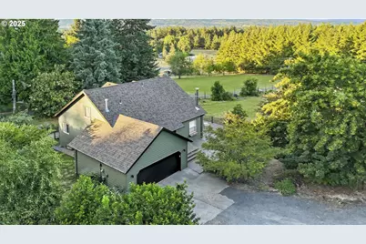 10623 NE Fox Farm Rd, Dundee, OR 97115 - Photo 2