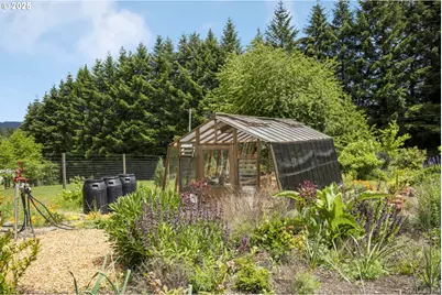 10623 NE Fox Farm Rd, Dundee, OR 97115 - Photo 10