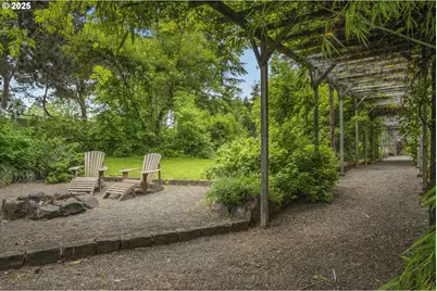 10623 NE Fox Farm Rd, Dundee, OR 97115 - Photo 16