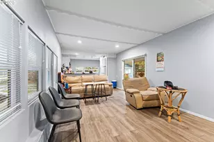 10405 SW Denney Rd, Beaverton, OR 97008 - Photo 6