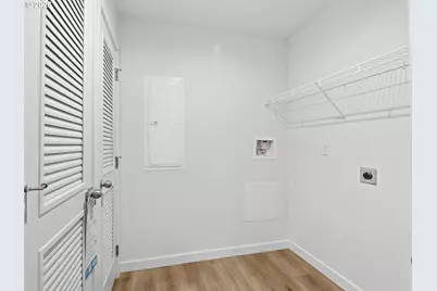 8566 SE 57th Ave, Portland, OR 97206 - Photo 16