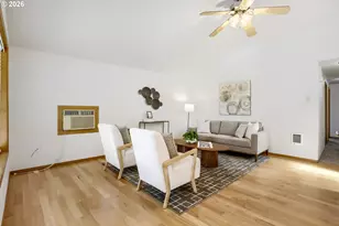 218 SW 11th St, Dundee, OR 97115 - Photo 6