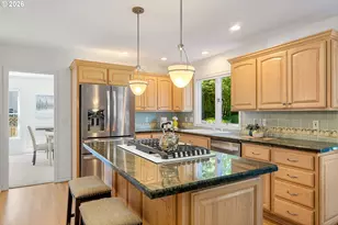19757 Bellevue Way, West Linn, OR 97068 - Photo 4
