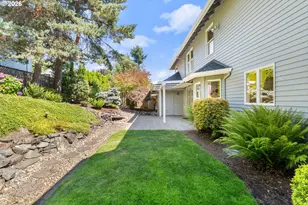 19757 Bellevue Way, West Linn, OR 97068 - Photo 38