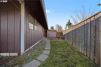 421 Toliver Rd, Molalla, OR 97038 - Photo 28