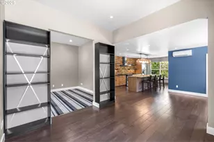 160 S 1st St, Kalama, WA 98625 - Photo 4