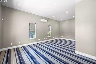 160 S 1st St, Kalama, WA 98625 - Photo 6