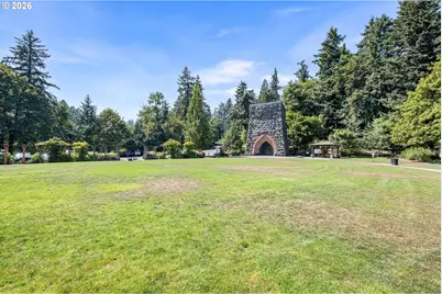 200 Burnham Rd #210, Lake Oswego, OR 97034 - Photo 46