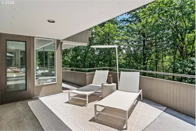 2725 SW Sherwood Dr, Portland, OR 97201 - Photo 16
