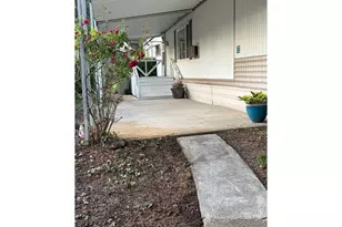 570 N 10th Ave, Cornelius, OR 97113 - Photo 2