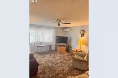560 Maple St, Aumsville, OR 97325 - Photo 8