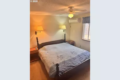 560 Maple St, Aumsville, OR 97325 - Photo 2