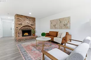 512 SW Eastman Pkwy, Gresham, OR 97080 - Photo 8