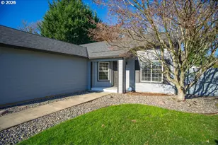 1323 Fairway Dr, Washougal, WA 98671 - Photo 2