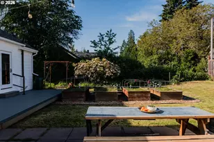7138 N Knowles Ave, Portland, OR 97217 - Photo 36