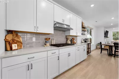 27143 SW Trillium Ln, Wilsonville, OR 97070 - Photo 12