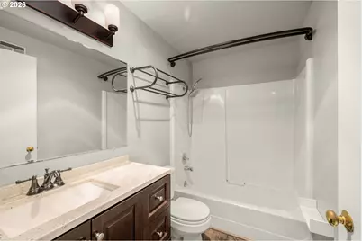 8720 SW Tualatin Rd #324, Tualatin, OR 97062 - Photo 16