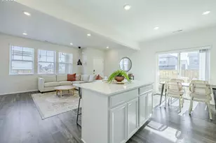 2886 W St, Springfield, OR 97477 - Photo 18