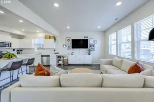 2886 W St, Springfield, OR 97477 - Photo 6