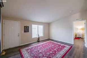 200 Market St, Lebanon, OR 97355 - Photo 2