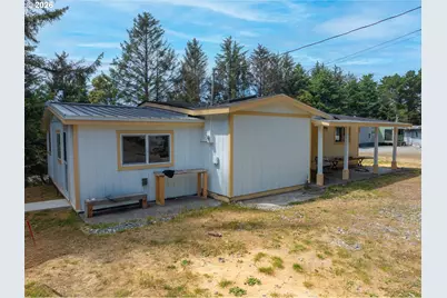 94662 Raccoon Ln, Gold Beach, OR 97444 - Photo 2